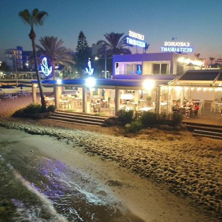 Karousos Beach Rooms アヤナパ エクステリア 写真