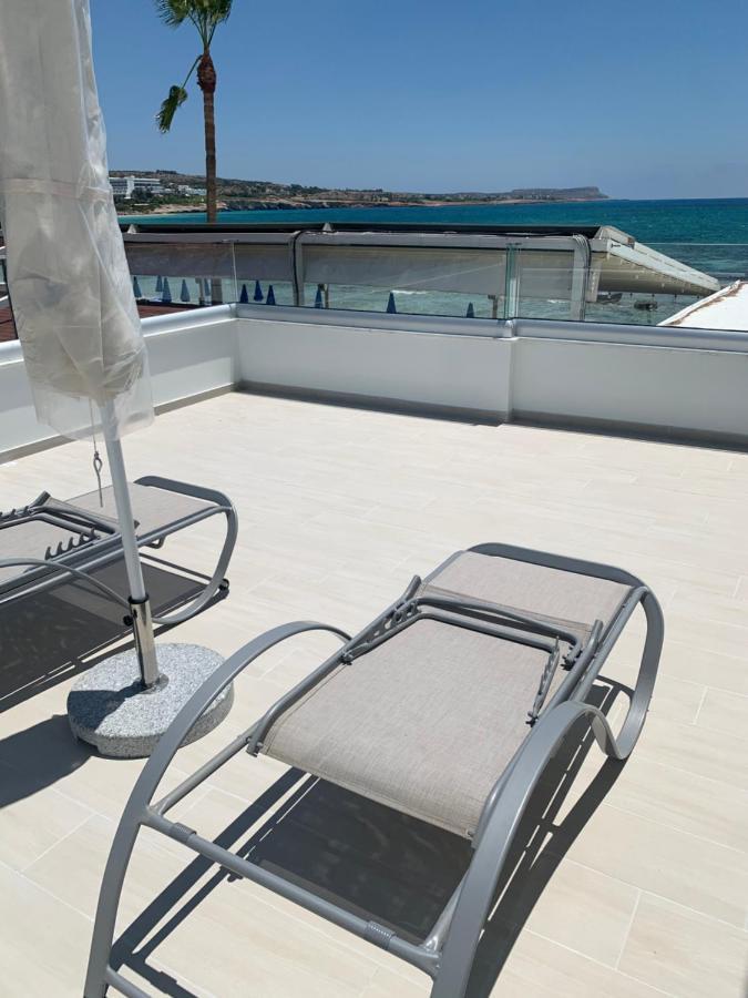 Karousos Beach Rooms アヤナパ エクステリア 写真
